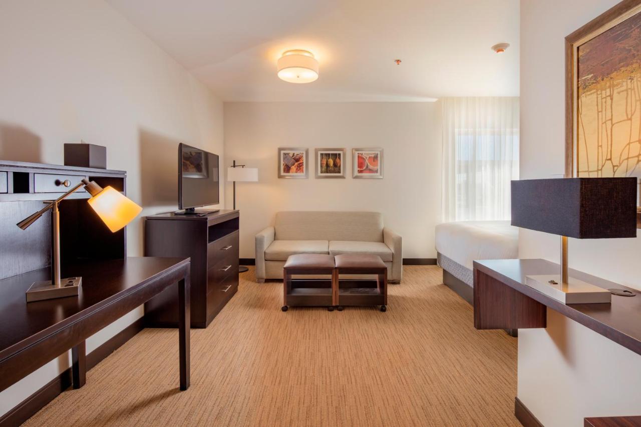 Staybridge Suites - Saltillo By Ihg Εξωτερικό φωτογραφία