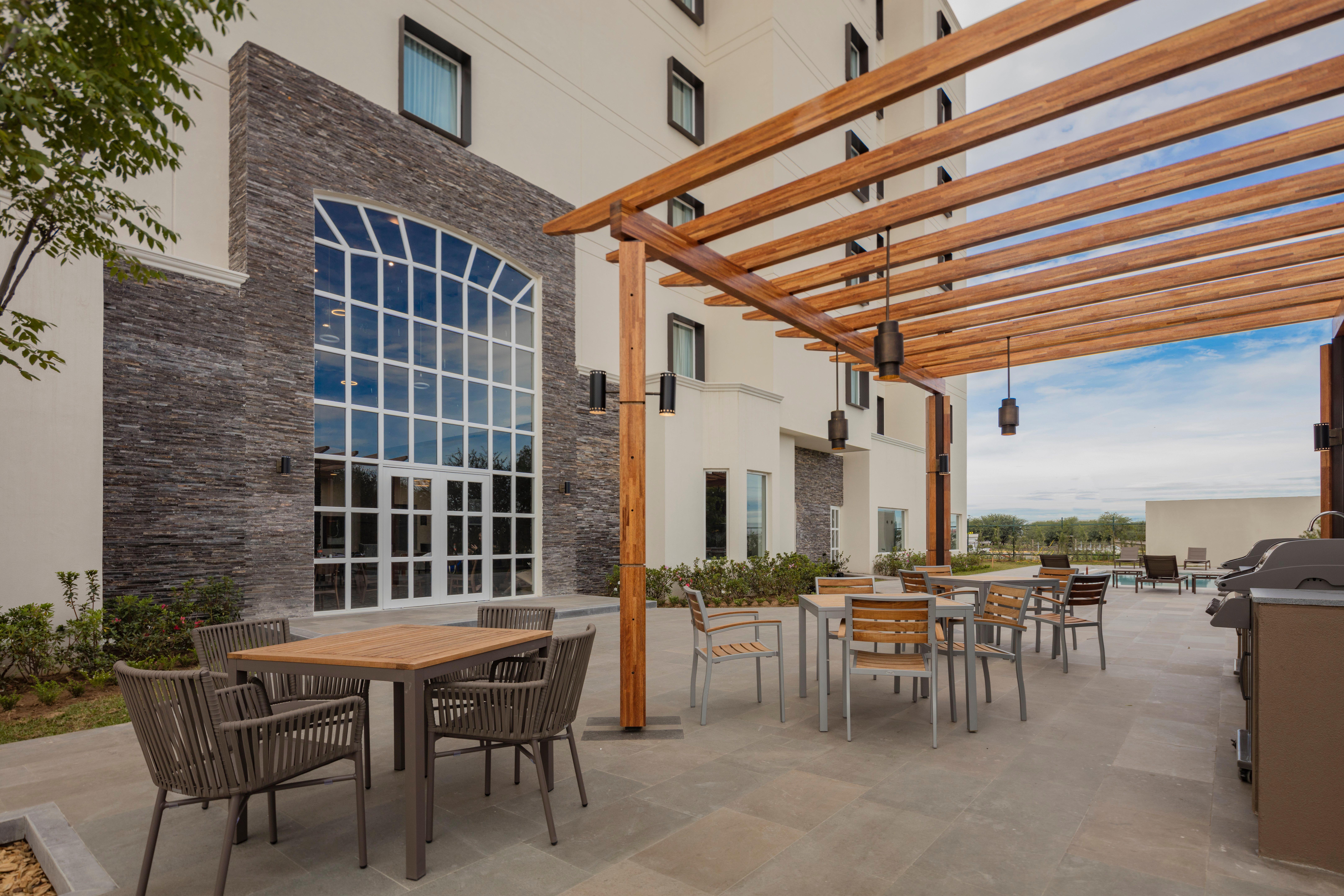 Staybridge Suites - Saltillo By Ihg Εξωτερικό φωτογραφία