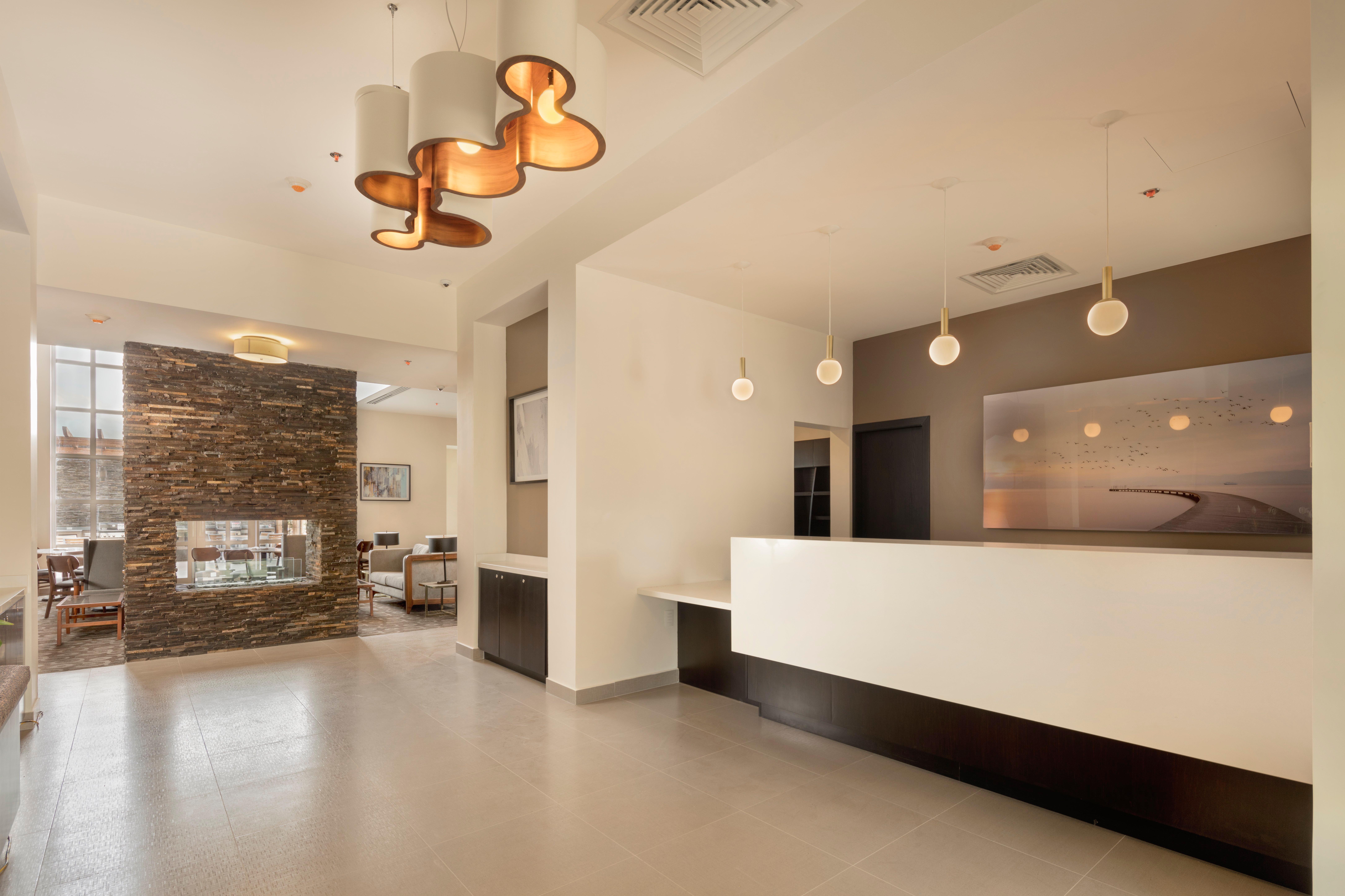 Staybridge Suites - Saltillo By Ihg Εξωτερικό φωτογραφία