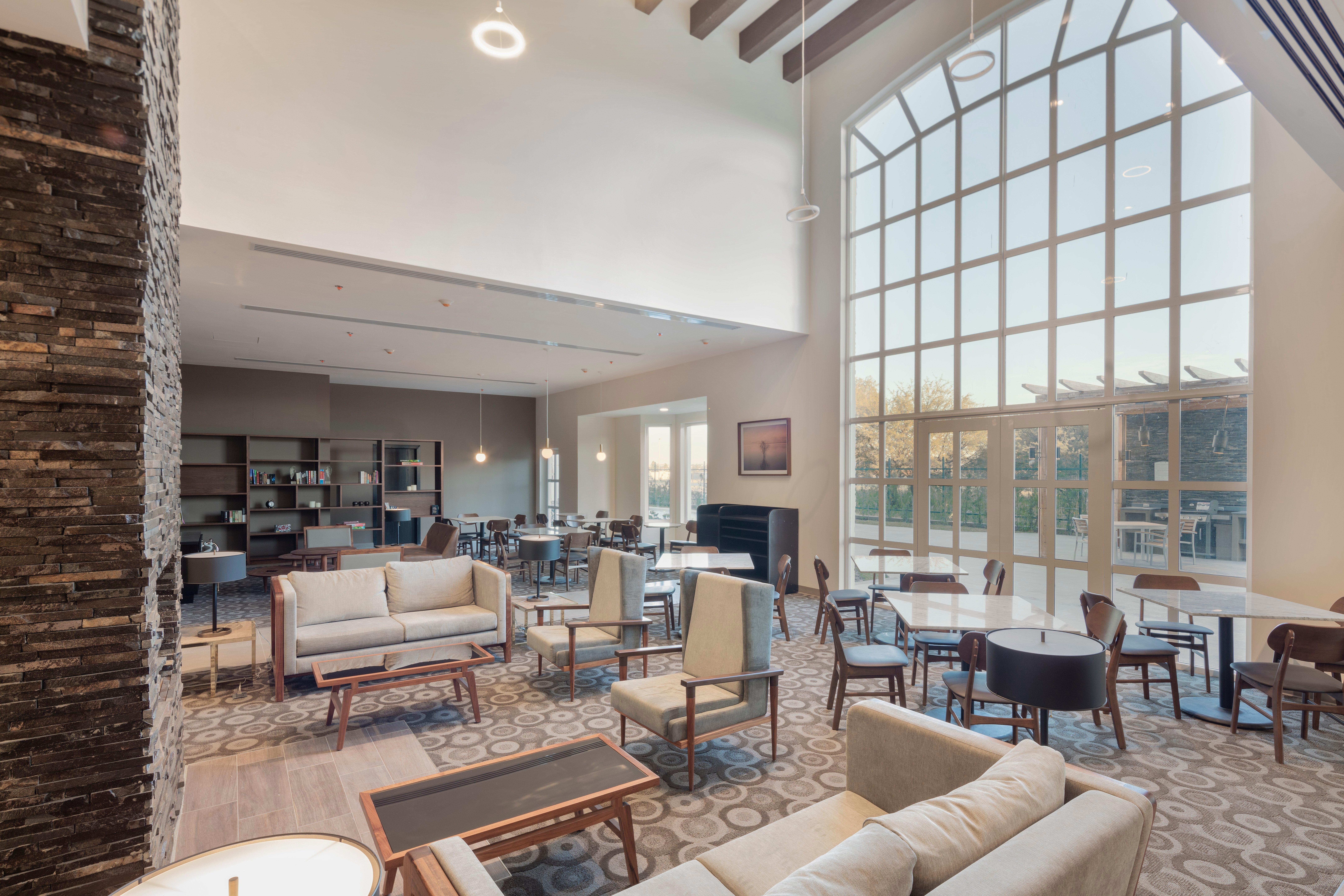 Staybridge Suites - Saltillo By Ihg Εξωτερικό φωτογραφία