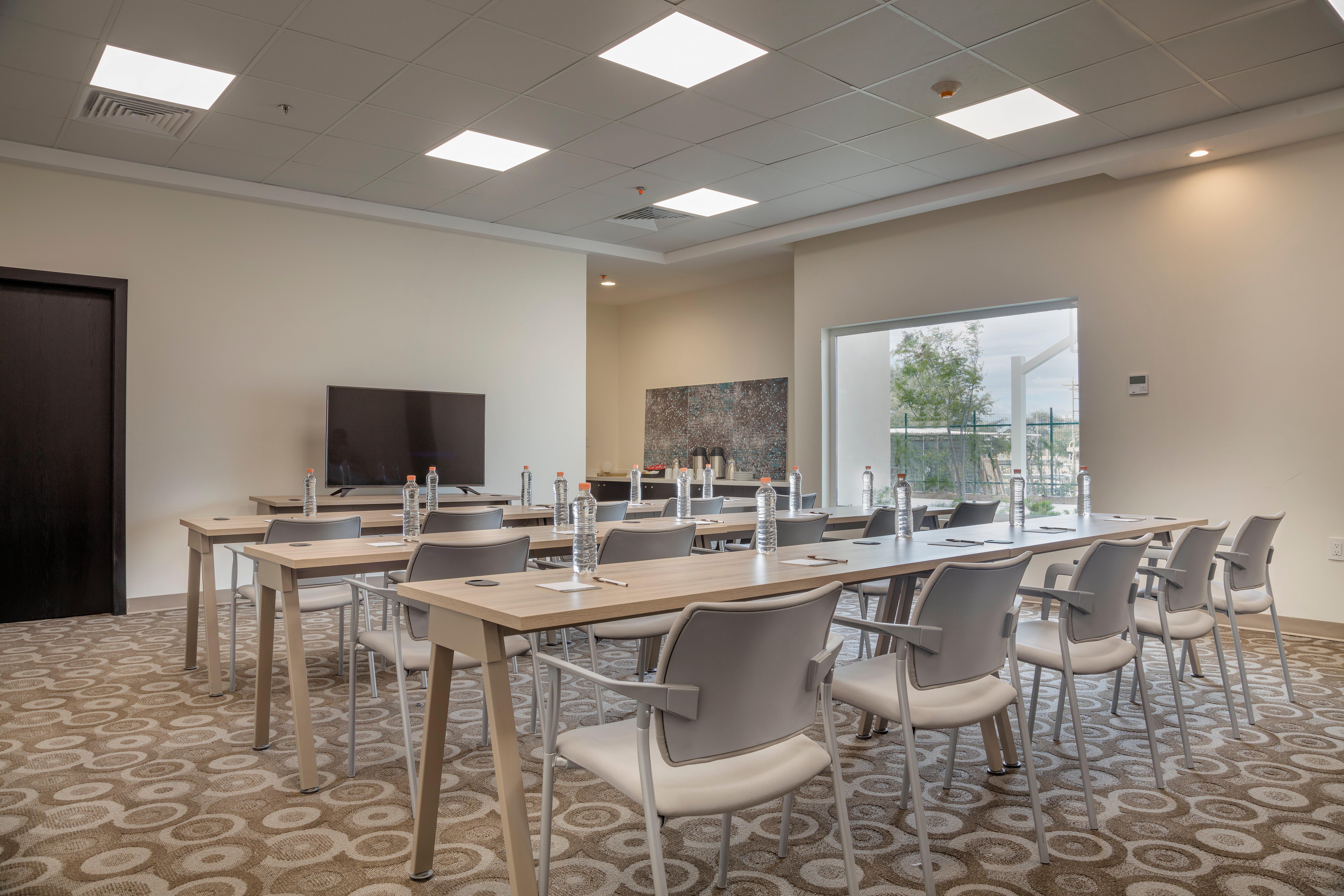 Staybridge Suites - Saltillo By Ihg Εξωτερικό φωτογραφία